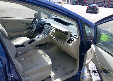 2011 Toyota Prius Three из США, поврежденный, VIN JTDKN3DU2B5310715